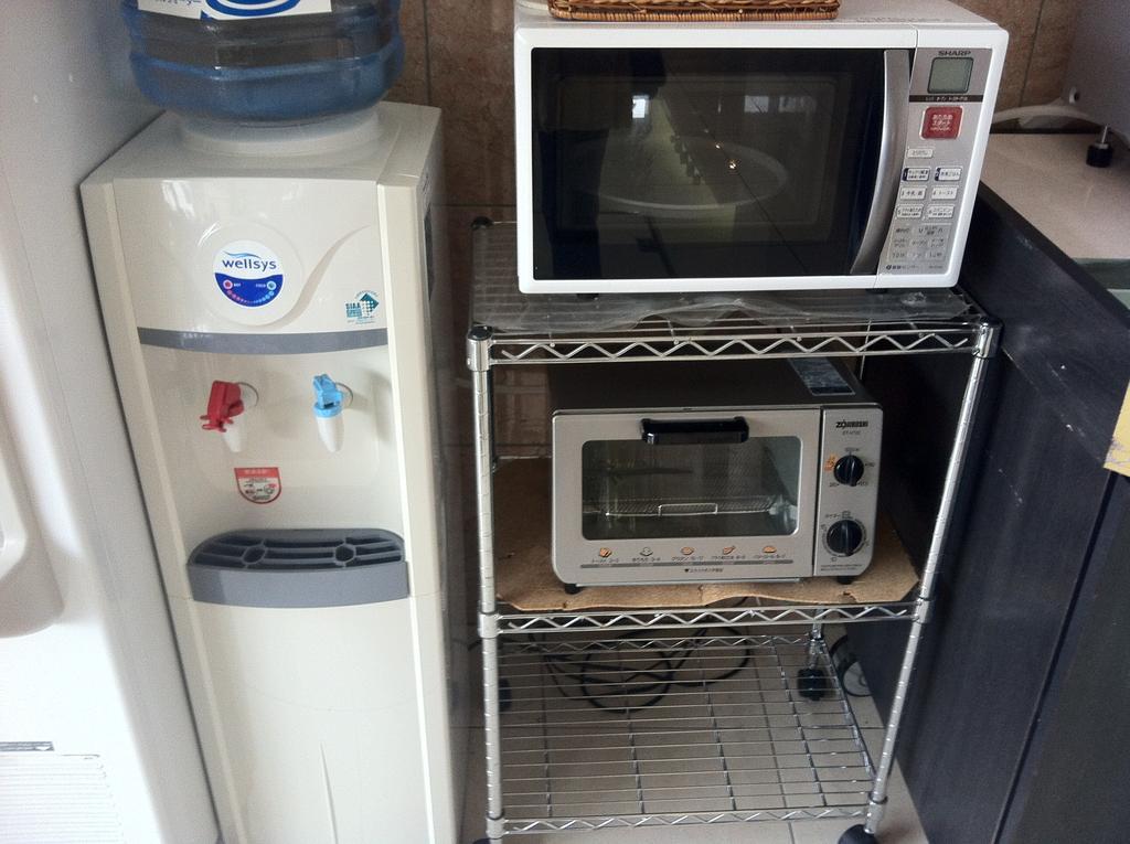 Toyoko Inn Higashi-Hiroshima Saijo Ekimae Екстериор снимка